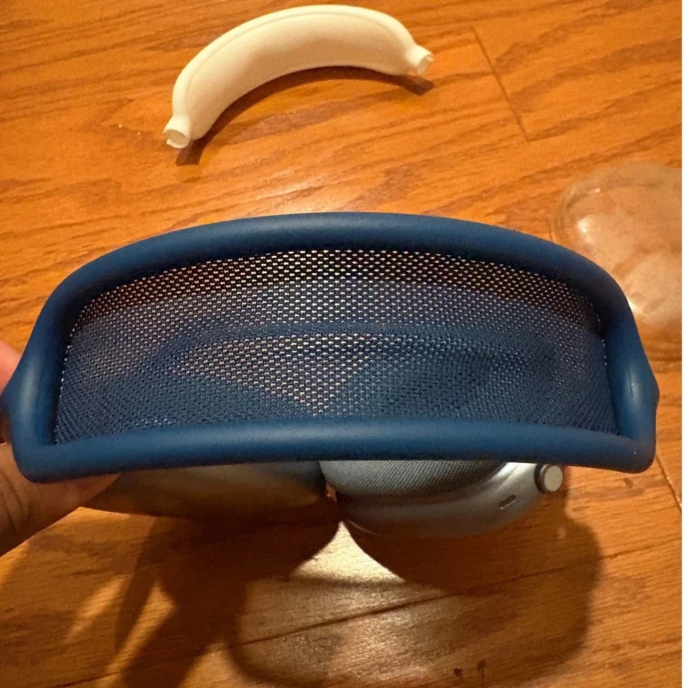 Apple these airpods